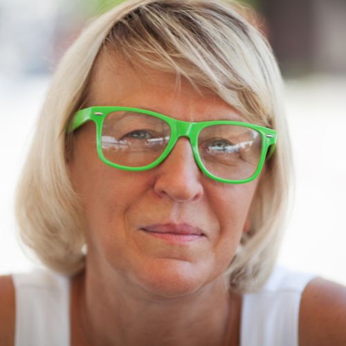 <em>Julia K.</em>